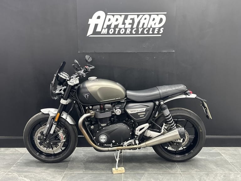 TRIUMPH SPEED TWIN 1200