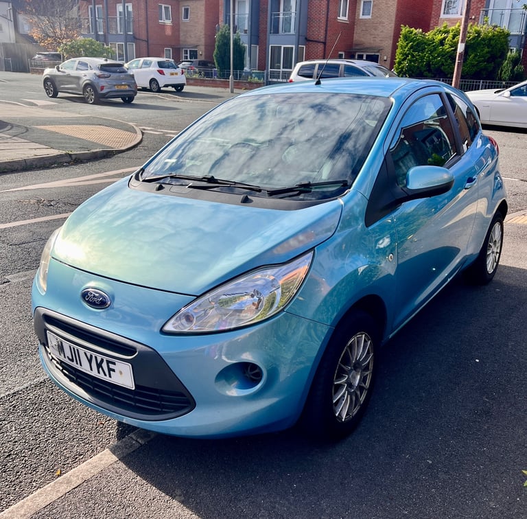 Ford, KA, Hatchback, 2011, Manual, 1242 (cc), 3 doors