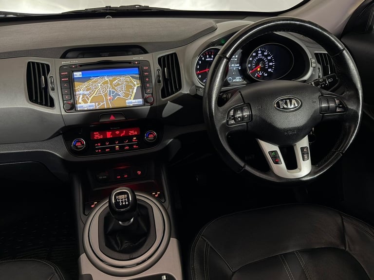 WHITE 2015 KIA SPORTAGE 3 SAT NAV ISG 1.7 DIESEL CRDI SUV 2 PREVIOUS OWNERS