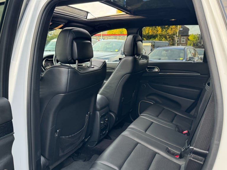 2016 Jeep Grand Cherokee 3.0 V6 CRD Summit SUV 5dr Diesel Auto 4WD Euro 6 (247 bhp) ESTATE Diesel...