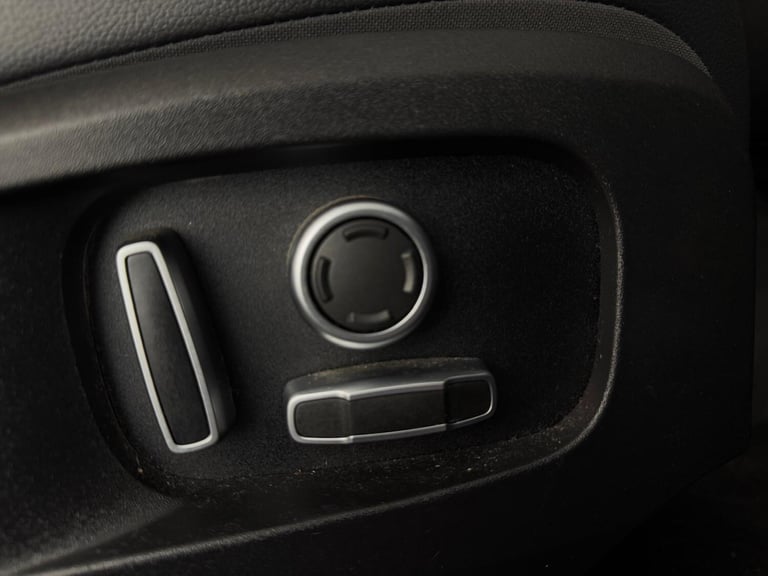 2022 Jaguar F-Pace 2.0 P250i R-Dynamic S Auto AWD Euro 6 (s/s) 5dr ESTATE Petrol Automatic