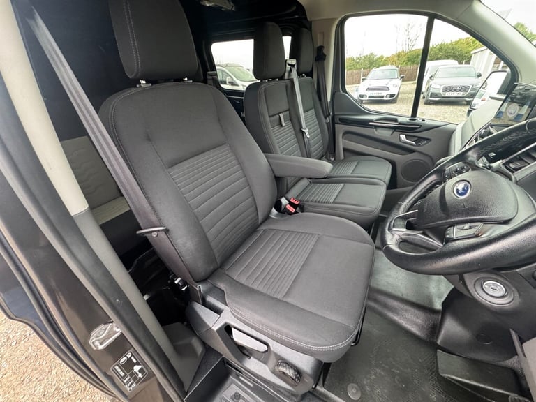 2020 Ford Transit Custom 2.0 280 LIMITED 6 SEAT COMBI VAN AUTOMATIC SWB Combi Van Diesel Automatic