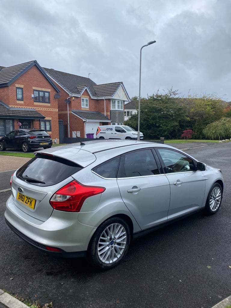 Ford, FOCUS, Hatchback, 2011, Manual, 1596 (cc), 5 doors