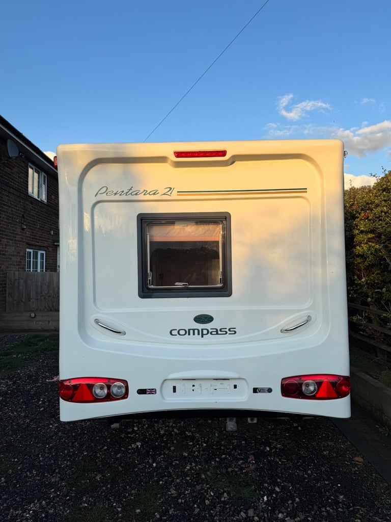omega touring caravan 2 birth 