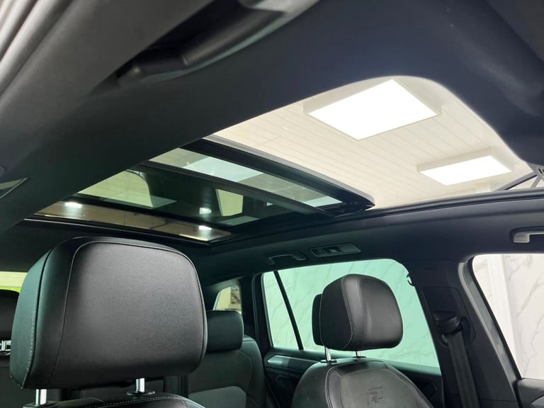 2020 Volkswagen Tiguan 2.0 TDI R-Line Tech SUV 5dr Diesel DSG 4Motion Euro 6 (s/s) (150 ps) ESTAT...