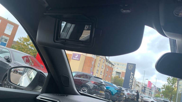 2022 Peugeot 2008 1.2 PureTech Allure Premium + SUV 5dr Petrol Manual Euro 6 (s/s) (100 ps) SUV P...