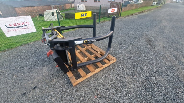 Tractor front loader hydraulic flexigrip bale lifter stacker trima 