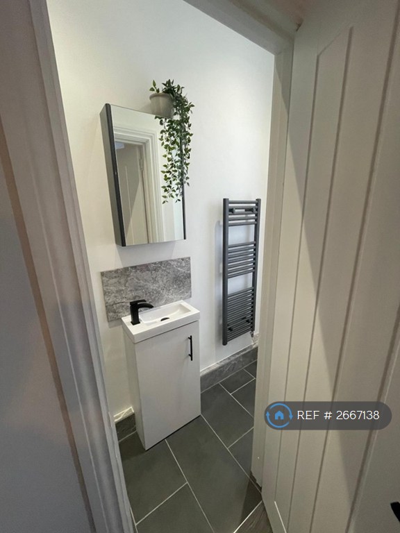 3 bedroom house in Bellfield Ave, Cheadle, SK8 (3 bed) (#2667138)