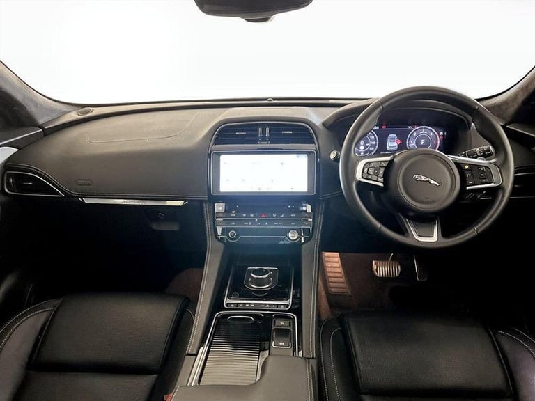 2019 Jaguar F-Pace 2.0 D180 Chequered Flag Auto AWD Euro 6 (s/s) 5dr Automatic SUV Diesel Automatic