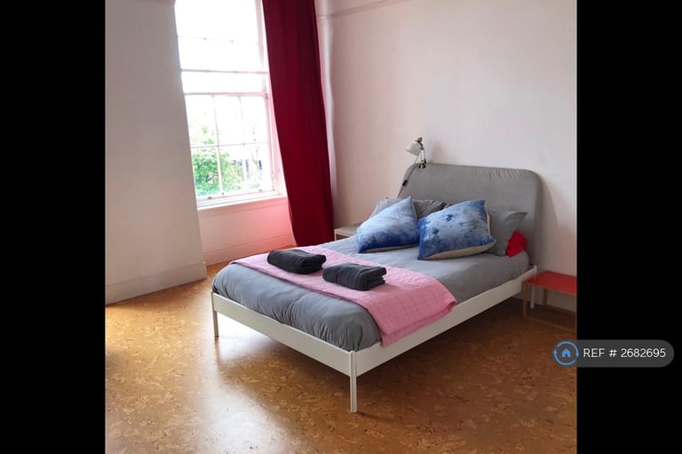 1 bedroom flat in Argyle Street, Glasgow, G3 (1 bed) (#2682695)