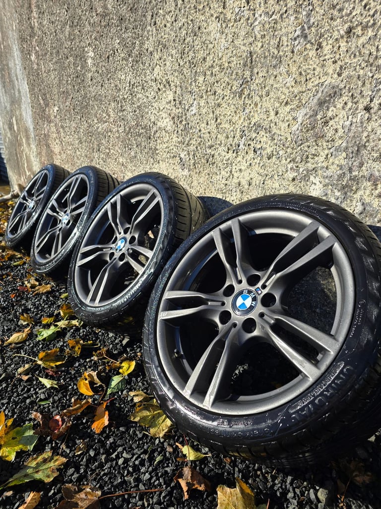18" Staggered BMW 5x120 Alloys
