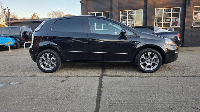 FIAT PUNTO 1.4 Easy Euro 6 (s/s) 5dr 2015