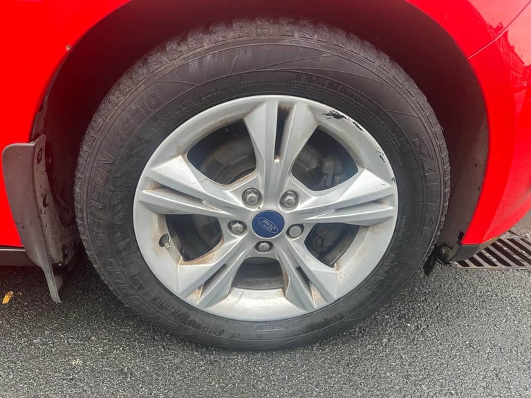 Ford, FOCUS, Hatchback, 2014, Manual, 998 (cc), 5 doors