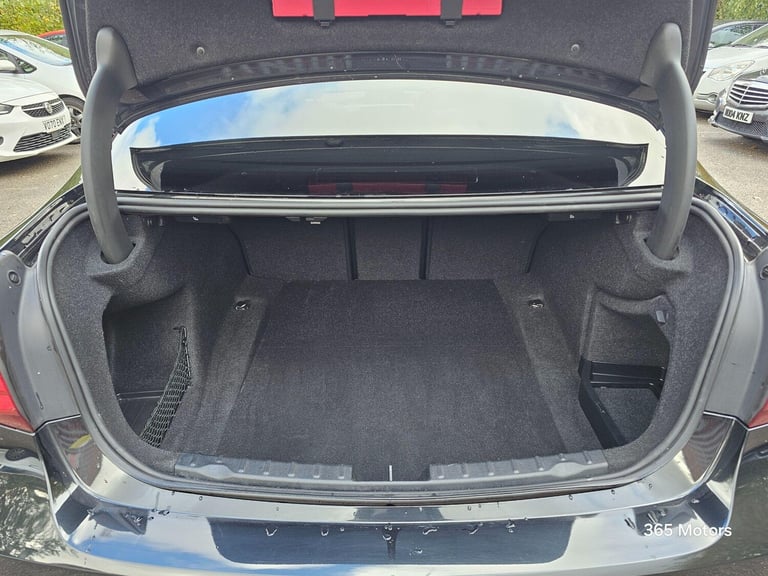 2018 BMW 3 Series 2.0 320i M Sport Shadow Edition Auto xDrive Euro 6 (s/s) 4dr SALOON Petrol Auto...