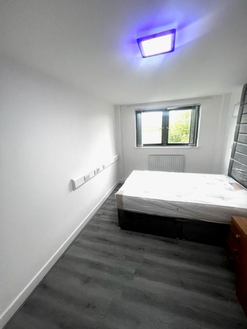 1 bedroom in 4A, The Imtiaz Malik Building, Great Horton Road, Bradford