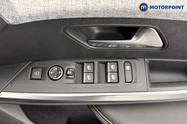 2024 Peugeot 3008 1.2 Hybrid 136 GT 5dr e-DSC6 SUV Petrol Automatic