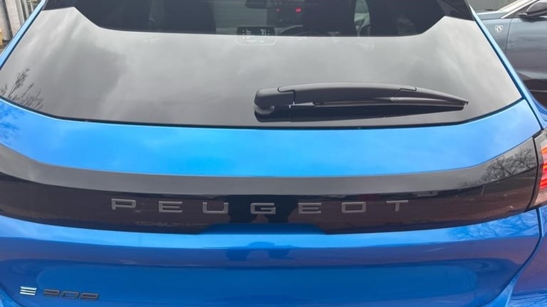 2024 Peugeot 208 50kWh E-Style Hatchback 5dr Electric Auto (7.4kW Charger) (136 ps) Hatchback Ele...