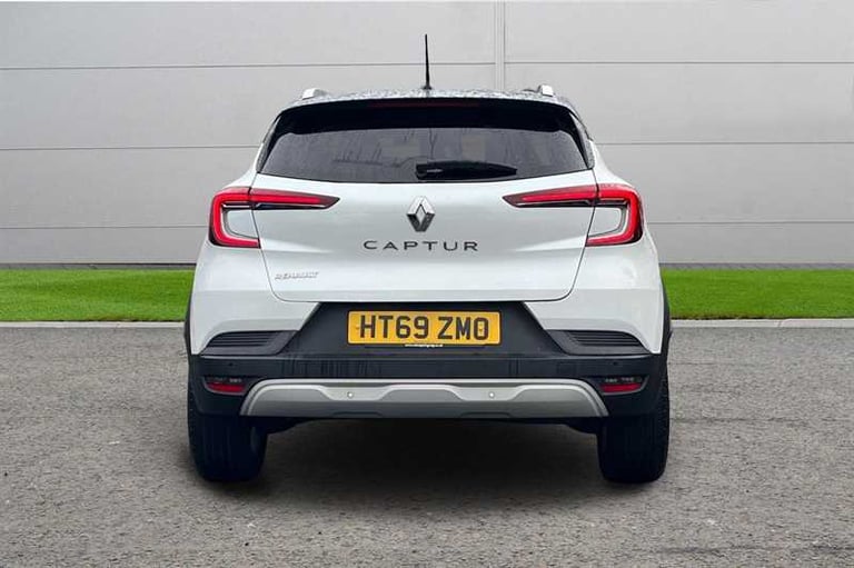 2020 Renault Captur 1.0 TCE 100 ICONIC 5DR Hatchback Petrol Manual