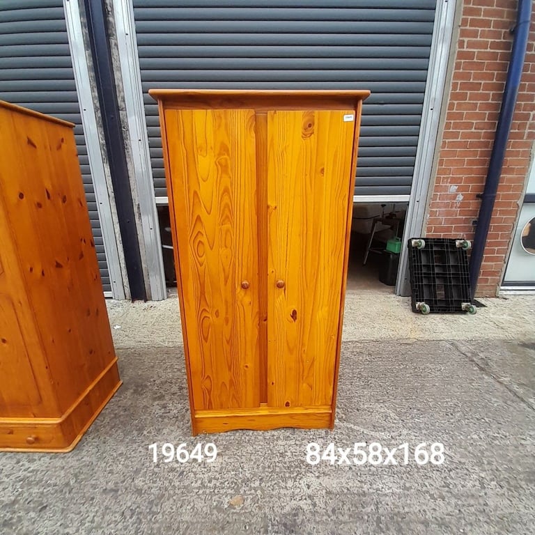 image for Small 2 door pine wardrobe 84cm x 58cm x 168cm, Ref:19649