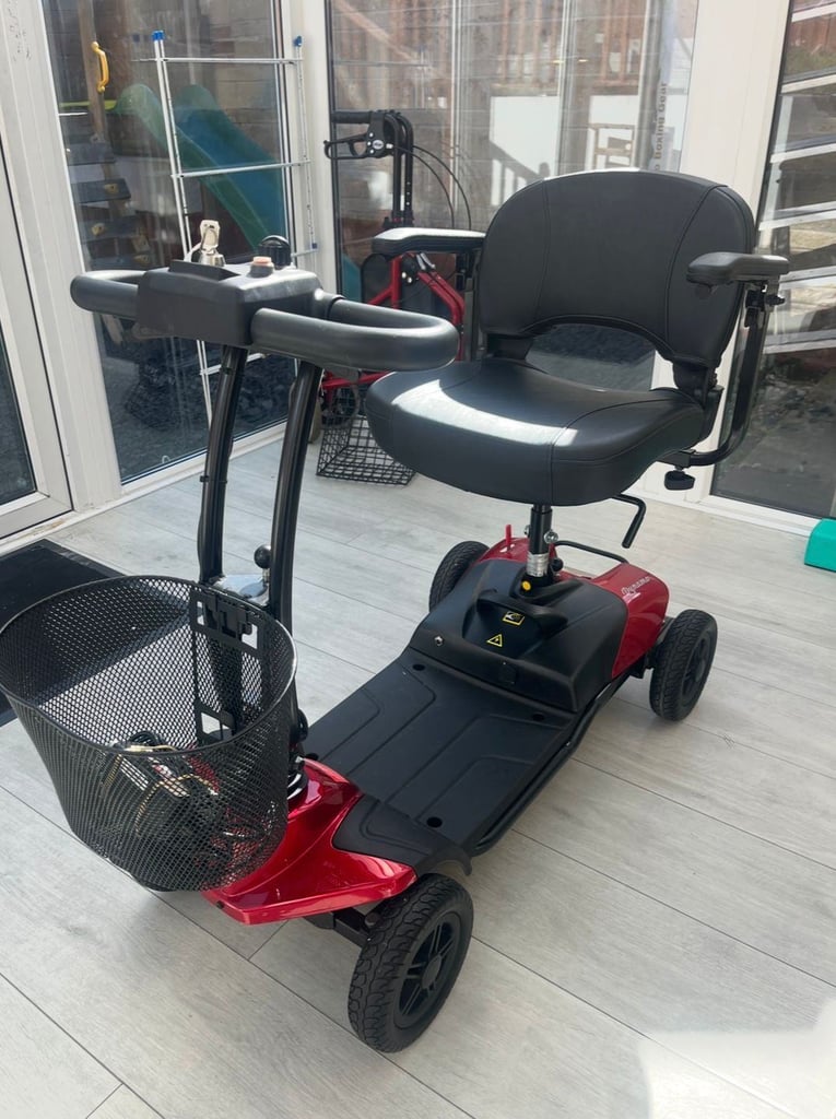 Mobility scooter 