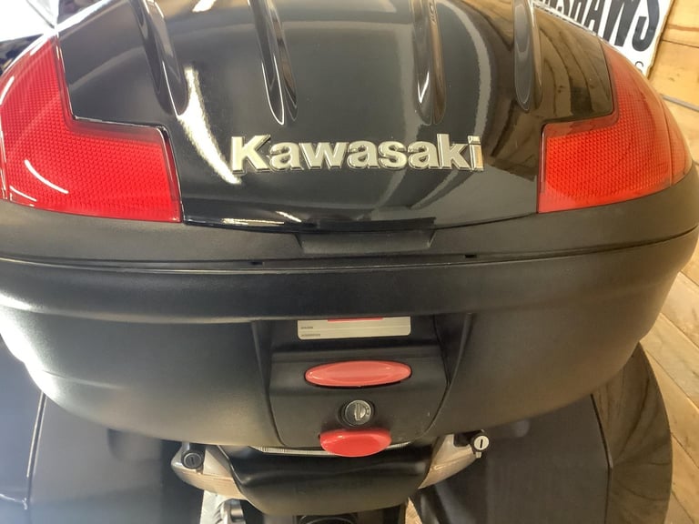 KAWASAKI GTR1400 2009 28K MILES