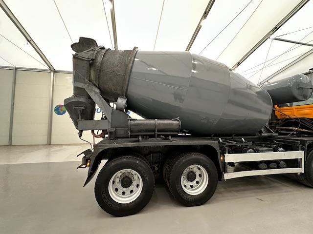 Hino 700 3241 8x4 Cement Mixer