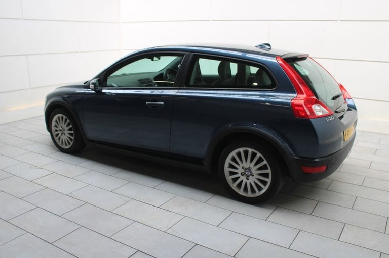 2007 Volvo C30 2.0 SE Lux Coupe 2dr Petrol Manual (177 g/km, 143 bhp) Coupe Petrol Manual