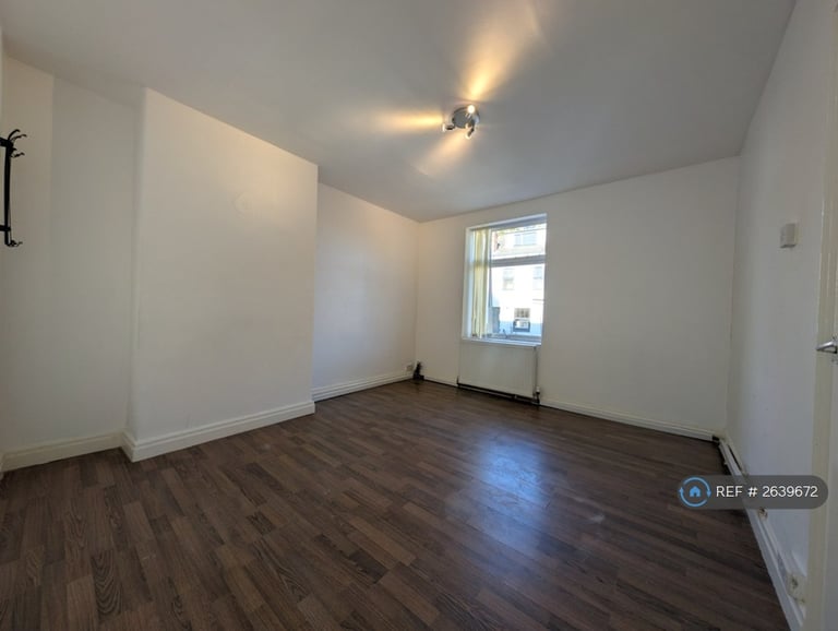 2 bedroom house in Raby Street, Leeds, LS7 (2 bed) (#2639672)