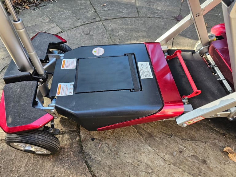 Drive Devilbiss AutoFold Elite Auto Folding Mobility Scooter With Suspension