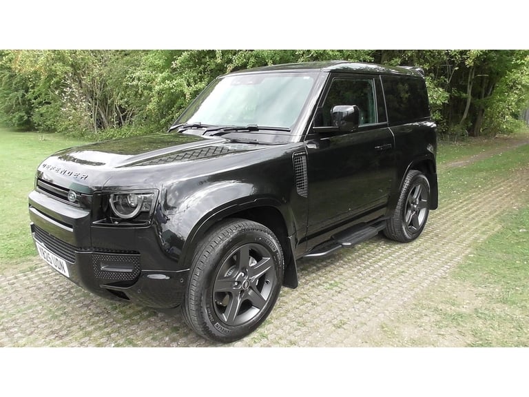 2025 Land Rover Defender 90 D250 MHEV X-Dynamic SE SUV Diesel Automatic