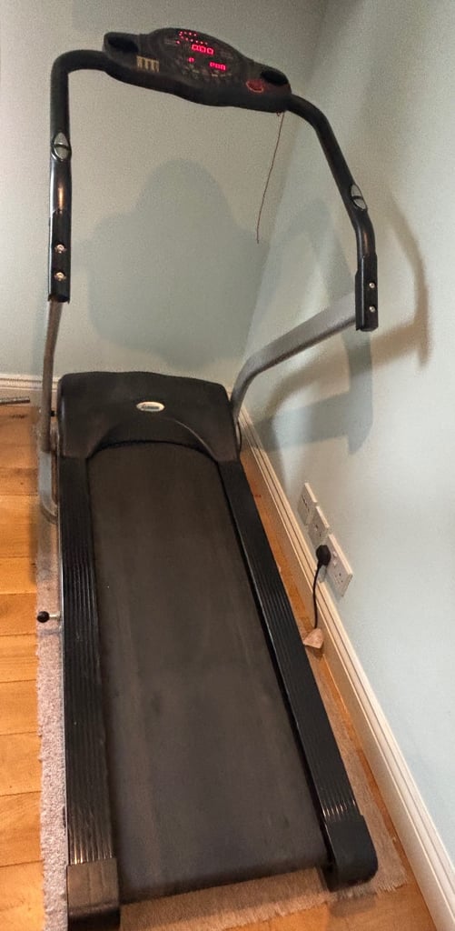 Carl Lewis running machine