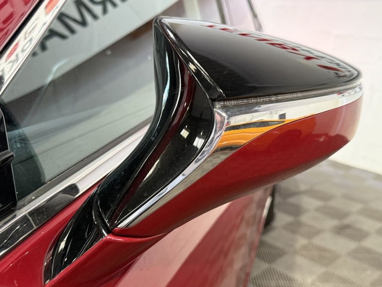 2019 Lexus ES 2.5 300h Saloon 4dr Petrol Hybrid E-CVT Euro 6 (s/s) (218 ps) Saloon PETROL/ELECTRI...