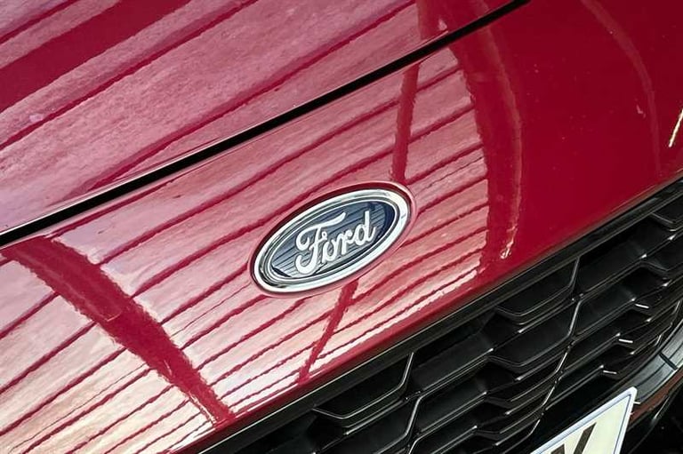 2023 Ford Puma 1.0 EcoBoost Hybrid mHEV Vivid Ruby Edition 5dr HATCHBACK PETROL Manual