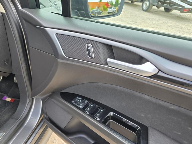 2017 Ford Mondeo 2.0 TDCi ST-Line Powershift Euro 6 (s/s) 5dr Hatchback Diesel Automatic