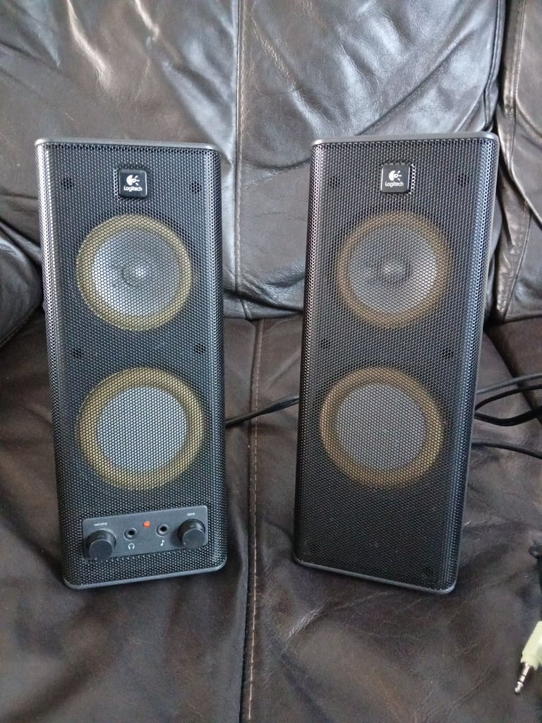 Full hp Desktop Computer PC Set Up including monitor ,printer & speakers