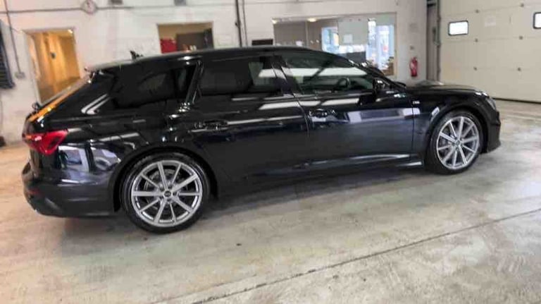2022 Audi A6 Avant 2.0 TDI 40 Black Edition Estate 5dr Diesel S Tronic quattro Euro 6 (s/s) (2 Es...