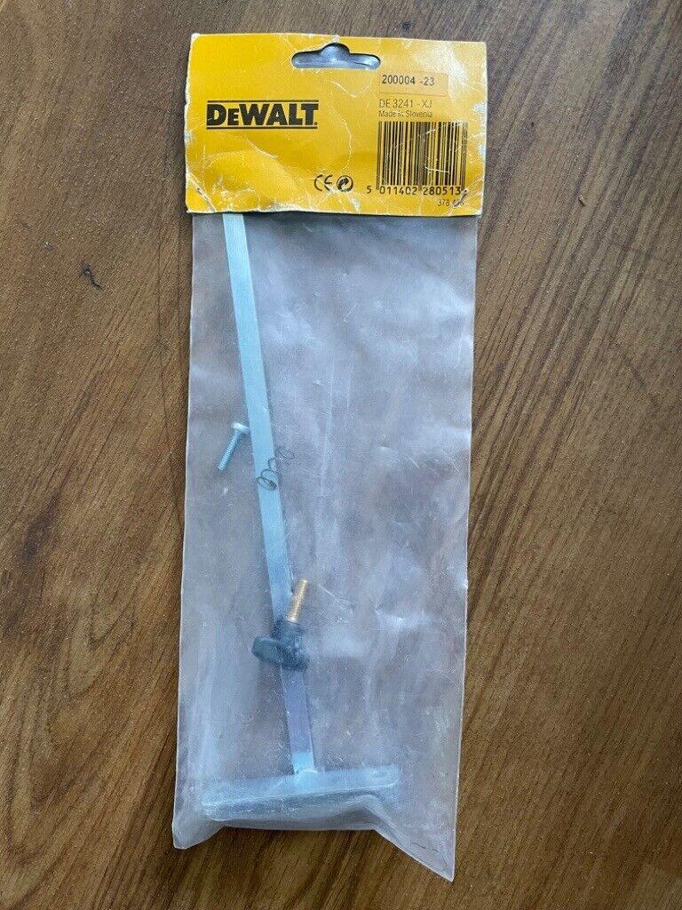 image for DEWALT DE3241 DW321 DW323 DW331 DCS331 PARALLEL RIP GUIDE FENCE