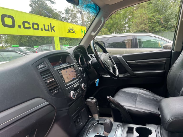 2010 Mitsubishi Shogun 3.2 DI-DC [197] Diamond 5dr Auto ESTATE DIESEL Automatic