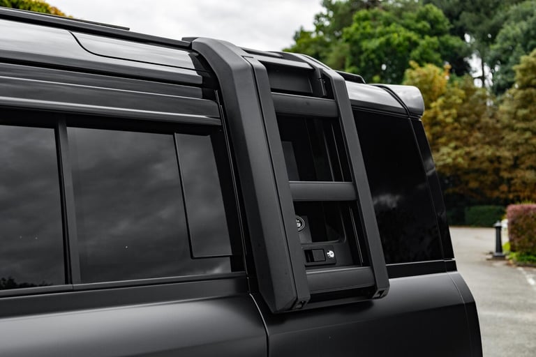 2025 Land Rover Defender 110 3.0 D250 MHEV X-Dynamic HSE Auto 4WD Euro 6 (s/s) 5dr ESTATE Diesel ...