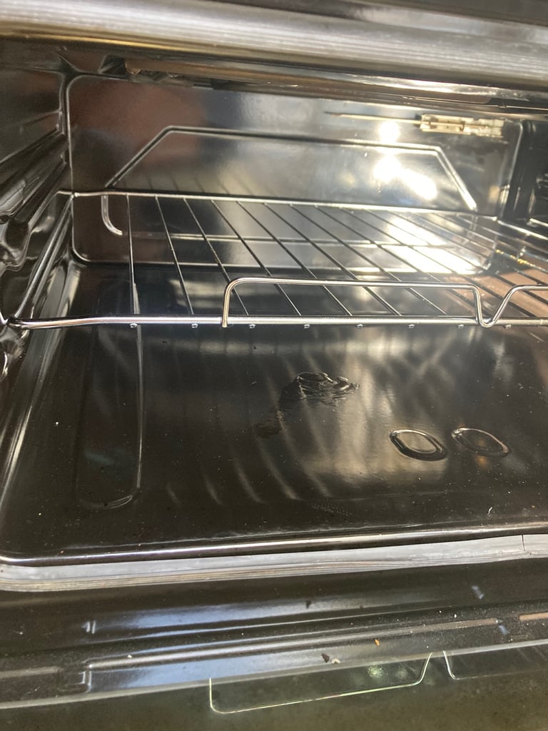 Electric cooker £150 can deliver excellent condition 