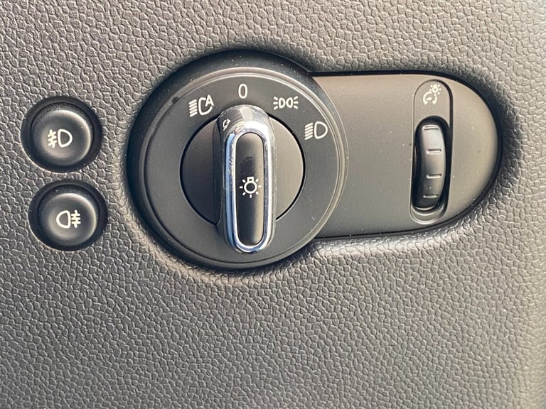 2017 MINI Hatch 2.0 Cooper S 3dr - Chili Pack &amp; Cruise Control &amp; Parking Sensors HATCHBAC...