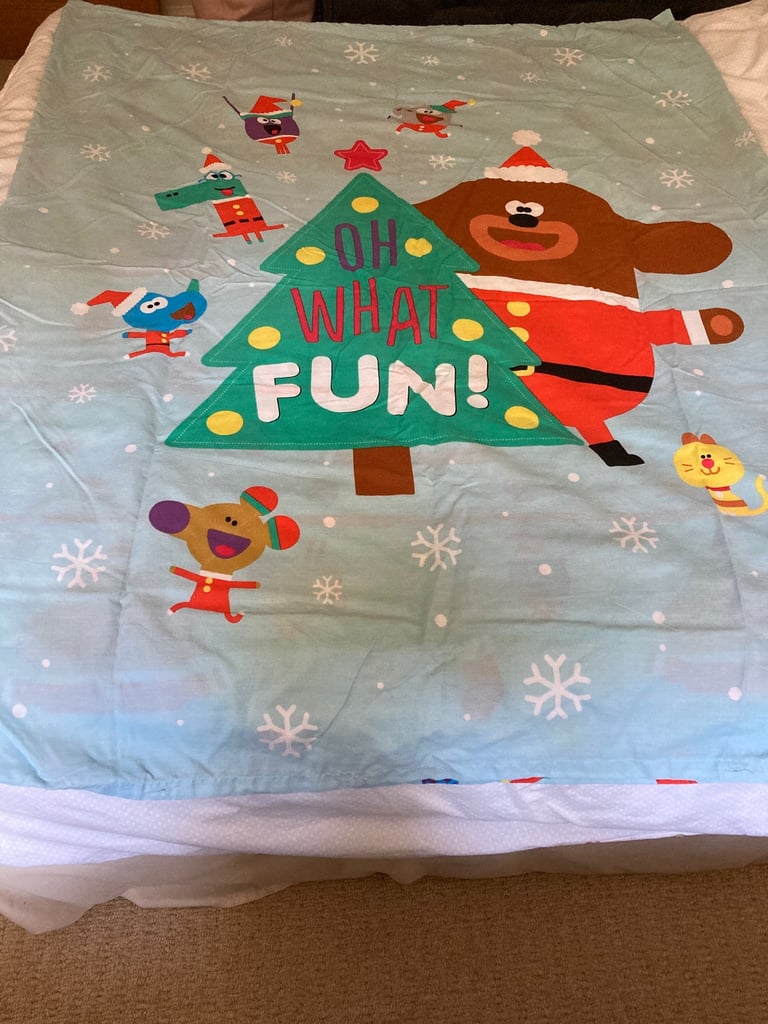 image for Hey Duggee Christmas toddler bedding set