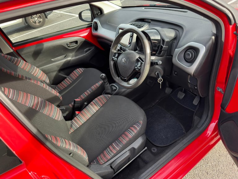 Citroen, C1, Hatchback, 2016, Manual, 1199 (cc), 5 doors