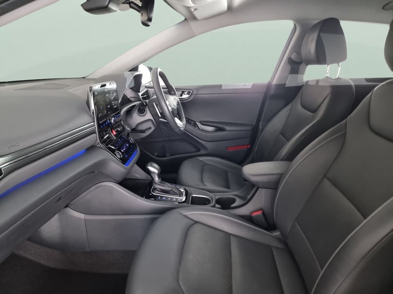 2020 Hyundai IONIQ 1.6 GDi Plug-in Hybrid Premium SE 5dr DCT HATCHBACK PETROL/ELECTRIC Automatic