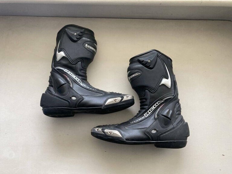 Gumtree 2025 motocross boots