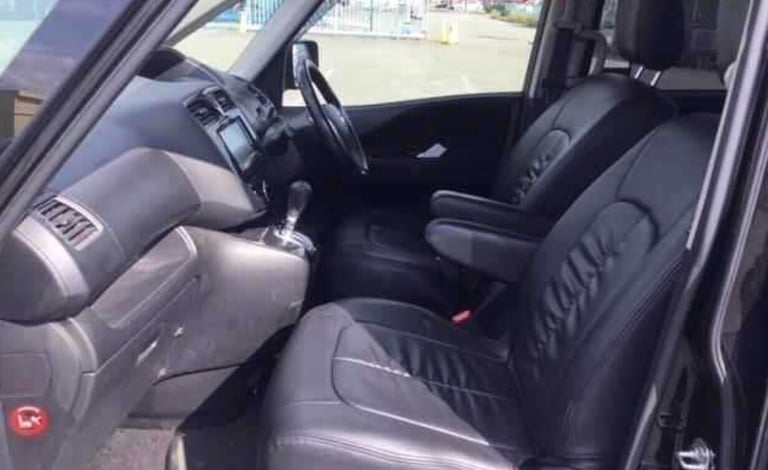 2013 Nissan Serena 2013 2.0 HIGHWAY STAR AERO EDITION AUTOMATIC * 8 SEATER * TWIN POWER DOORS   P...