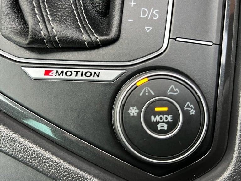 2020 Volkswagen Tiguan 2.0 TSI R-Line Tech SUV 5dr Petrol DSG 4Motion Euro 6 (s/s) (190 ps) ESTAT...