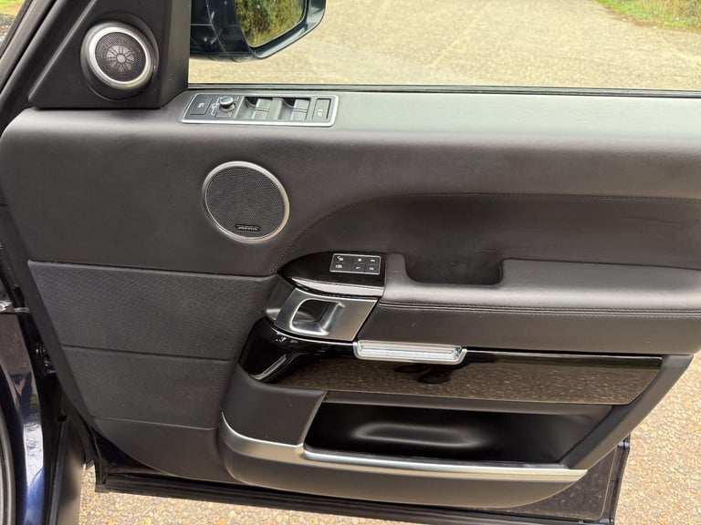 2016 Land Rover Range Rover 3.0 TD V6 Autobiography Auto 4WD Euro 6 (s/s) 5dr ESTATE Diesel Autom...