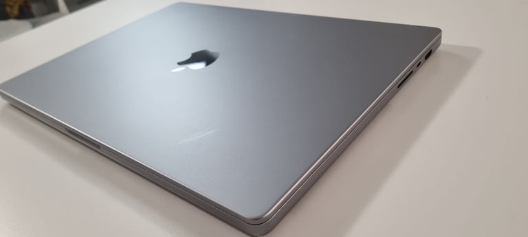 AppleMacbook Pro 16 inch 2021 M1 Pro 16GB 512GB
