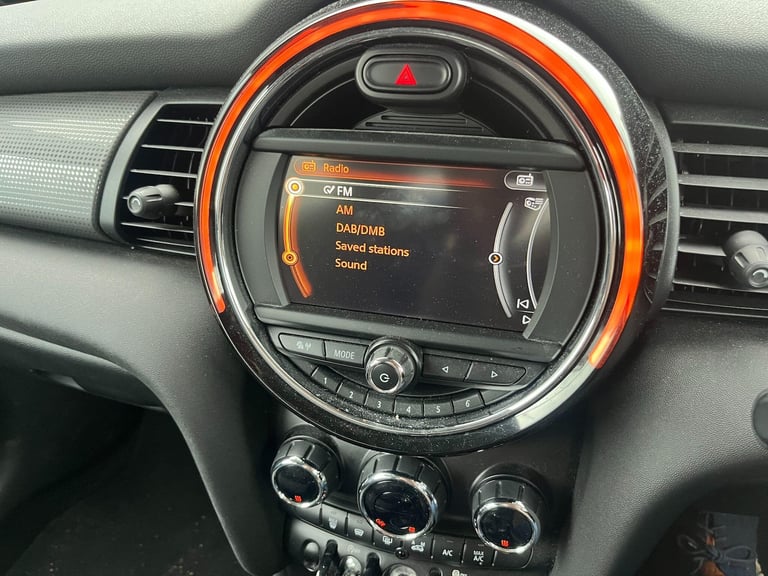 2016 MINI Hatch 1.5 Cooper Euro 6 (s/s) 3dr HATCHBACK Petrol Manual